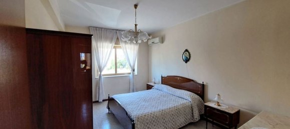 Apartamento de 5 divisões em Barcellona Pozzo di Gotto, Italy N.º 45667 8