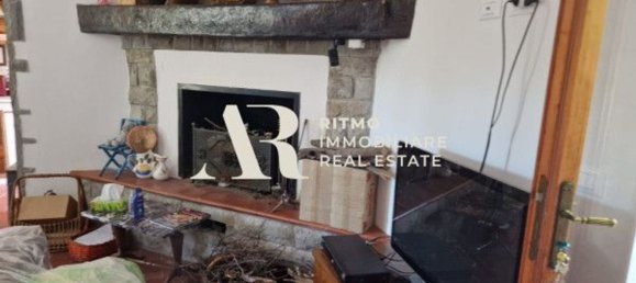 5 rooms Apartment in Pelago, Italy No. 107054 18