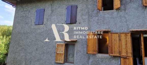 5 rooms Apartment in Pelago, Italy No. 107054 8
