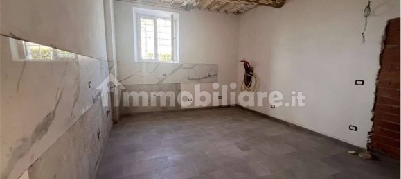 4 غرف نوم منزل في Porcari, Italy رقم 270559 7