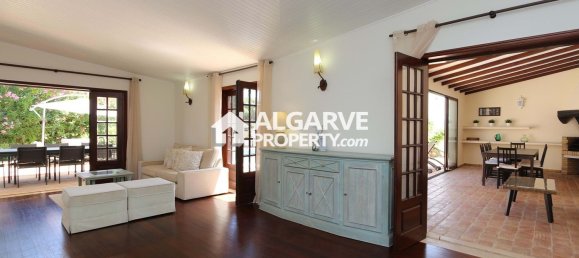 4 bedrooms House in Quarteira, Portugal No. 107006 2