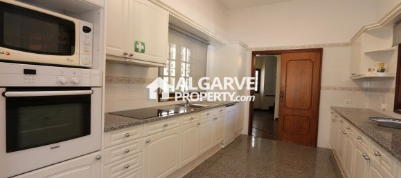 4 bedrooms House in Quarteira, Portugal No. 107006 22