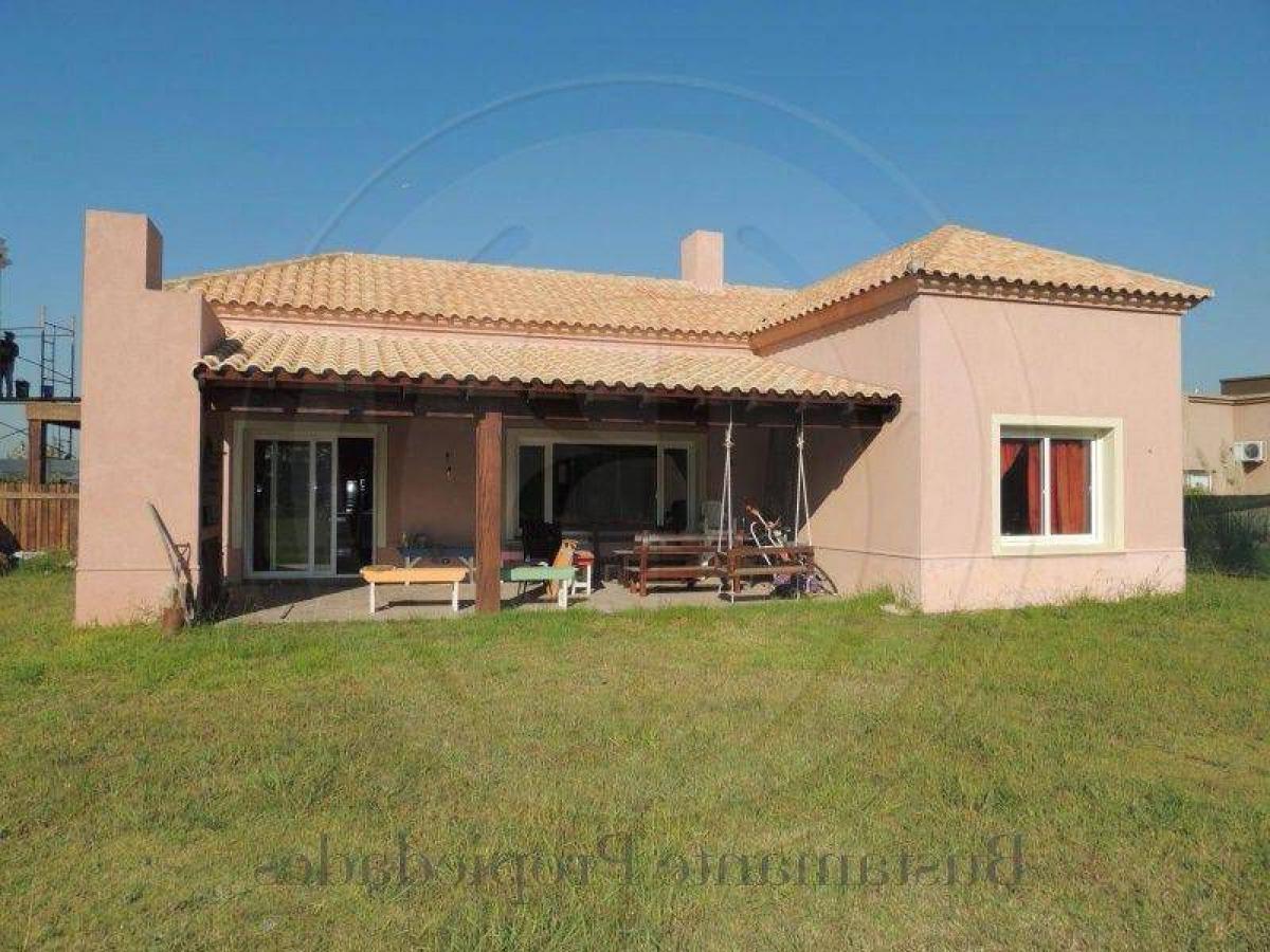 3 bedrooms House in Tigre, Argentina No. 55687