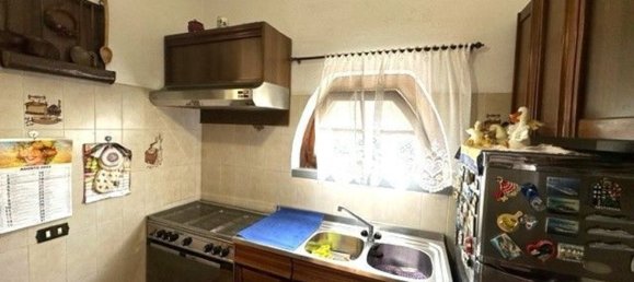 Вилла с 8 комнатами в Виареджо, Италия № 108633 9