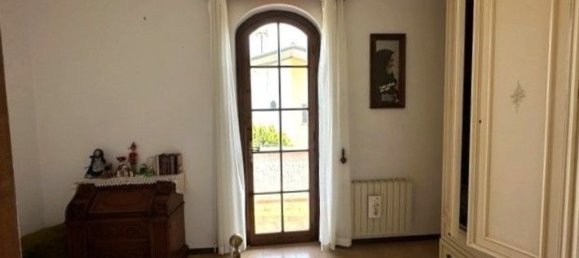 Вилла с 8 комнатами в Виареджо, Италия № 108633 16