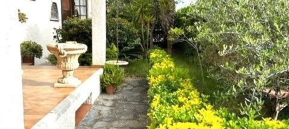 Вилла с 8 комнатами в Виареджо, Италия № 108633 35