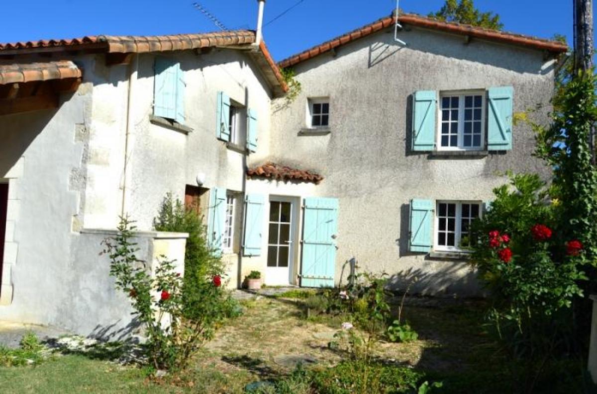 Casa T2 em Ruffec, France N.º 22458