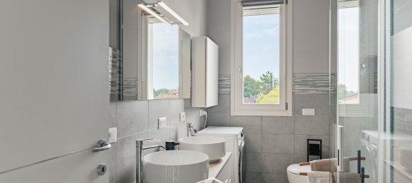 3غرفة شقة في Mantua, Italy رقم 338424 4