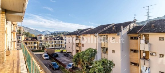 Apartamento de 3 dormitorios en Priverno, Italy No. 124203 19