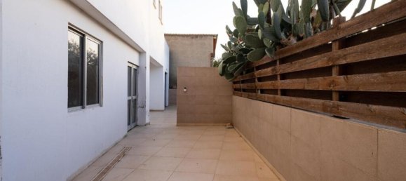 Hotel for sale in Nicosia, Cyprus № 24469 12