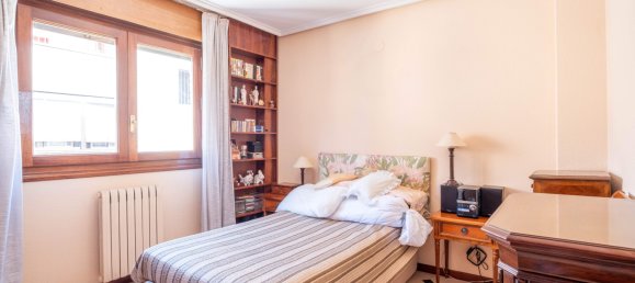 2 bedrooms Apartment in Zaragoza, Spain No. 63735 14