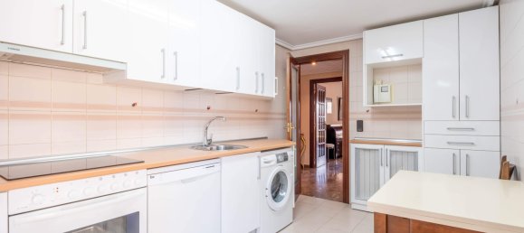 2 bedrooms Apartment in Zaragoza, Spain No. 63735 32