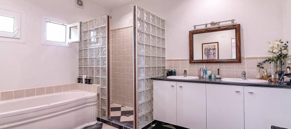 6 bedrooms House in Cadiz, Spain No. 146009 13