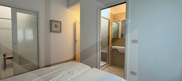 3-salle Appartement à Vasto, Italy No. 17152 24
