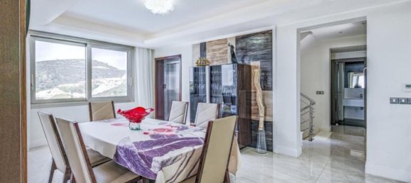 5 bedrooms Villa in Limassol, Cyprus No. 2487 3