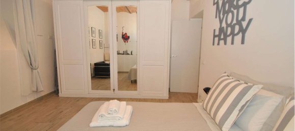 2 Schlafzimmer Wohnung in Florence, Italy, Nr. 335320 3