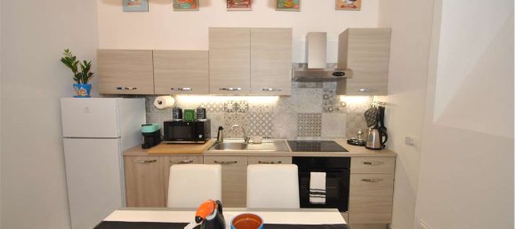 2 Schlafzimmer Wohnung in Florence, Italy, Nr. 335320 9