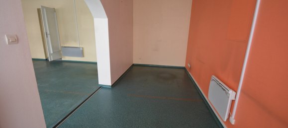 Здание с 3 спальнями в Ла Фер, Франция № 87384 9