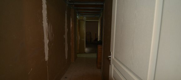 Здание с 3 спальнями в Ла Фер, Франция № 87384 10