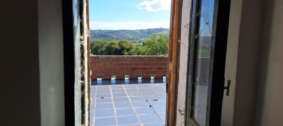 6 bedrooms House in San Lorenzo in Campo, Italy No. 128887 7