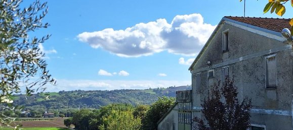 6 bedrooms House in San Lorenzo in Campo, Italy No. 128887 2