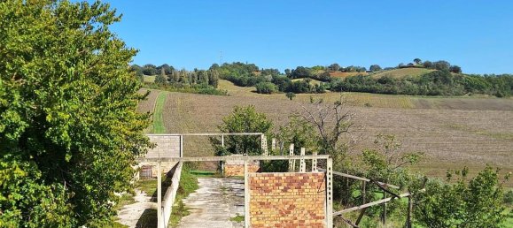 6 bedrooms House in San Lorenzo in Campo, Italy No. 128887 17