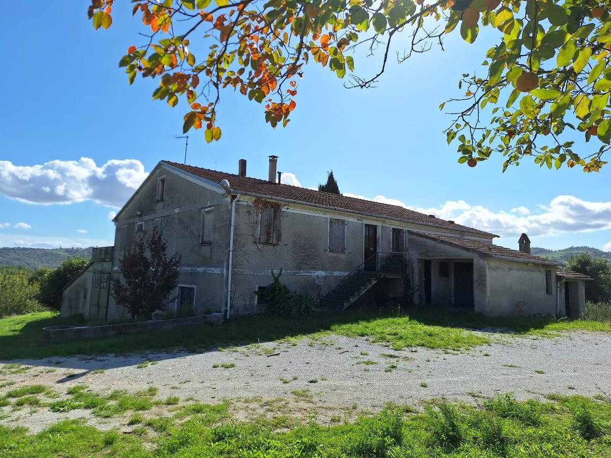 6 bedrooms House in San Lorenzo in Campo, Italy No. 128887