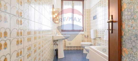 3 bedrooms Villa in Legnano, Italy No. 131006 37