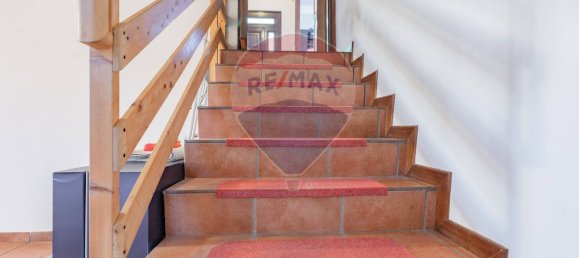 3 bedrooms Villa in Legnano, Italy No. 131006 48