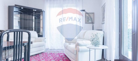 3 bedrooms Villa in Legnano, Italy No. 131006 11