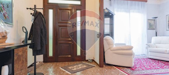 3 bedrooms Villa in Legnano, Italy No. 131006 44