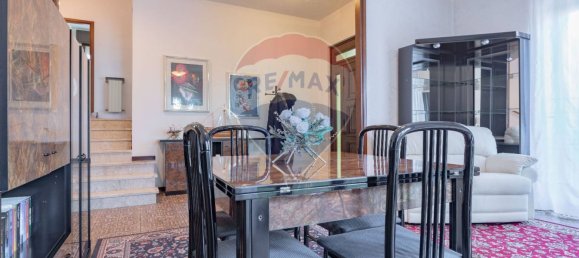 3 bedrooms Villa in Legnano, Italy No. 131006 10