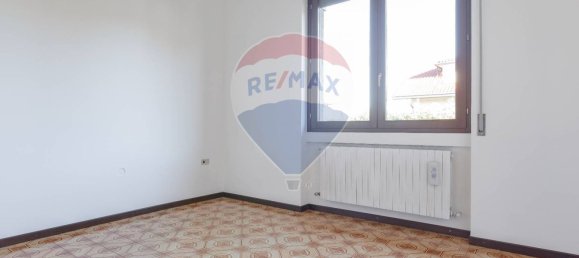3 bedrooms Villa in Legnano, Italy No. 131006 35