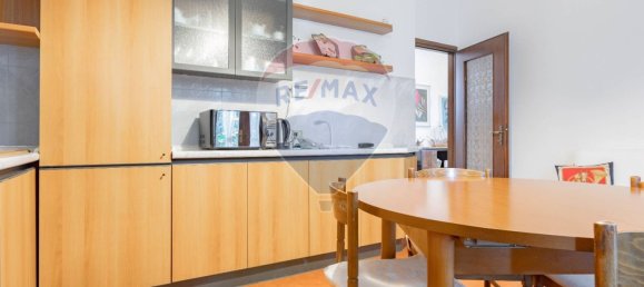 3 bedrooms Villa in Legnano, Italy No. 131006 17