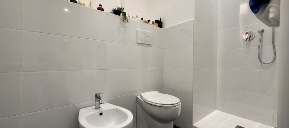 Квартира с 2 спальнями в Генуя, Италия № 373608 22