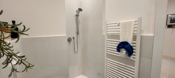 Квартира с 2 спальнями в Генуя, Италия № 373608 21