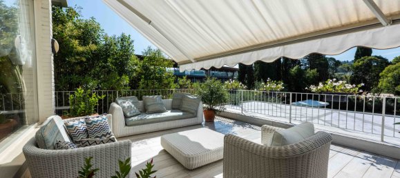 3 Schlafzimmer Villa in Florence, Italy, Nr. 358181 2