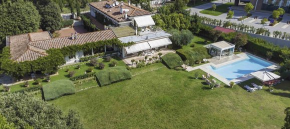 3 Schlafzimmer Villa in Florence, Italy, Nr. 358181 17