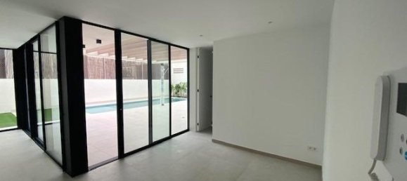 3 bedrooms Townhouse in Alicante, Spain No. 11534 12