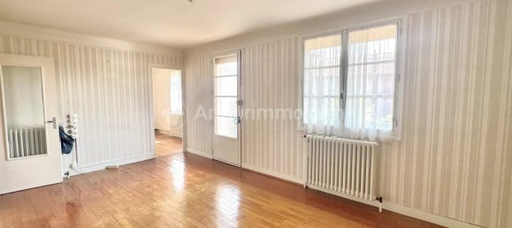 5 rooms House in Clermont-Ferrand, France No. 320873 4