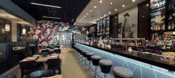 2-salle Propriété commerciale à Milan, Italy No. 245867 22