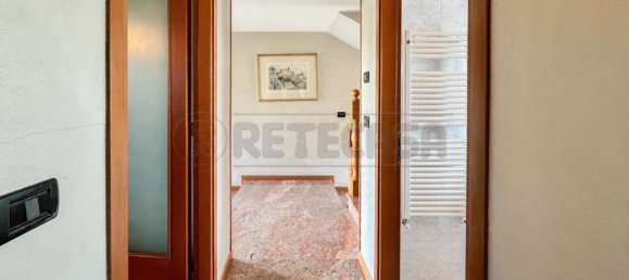 3 bedrooms Villa in Dueville, Italy No. 305797 14