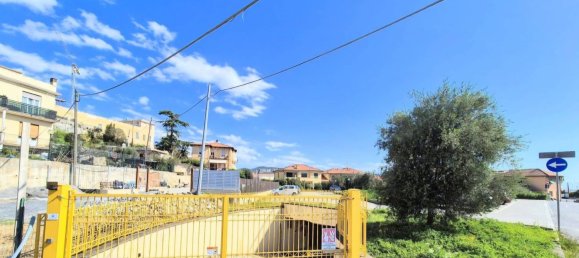 Garage in Loano, Italy 18m², Nr. 334639 3