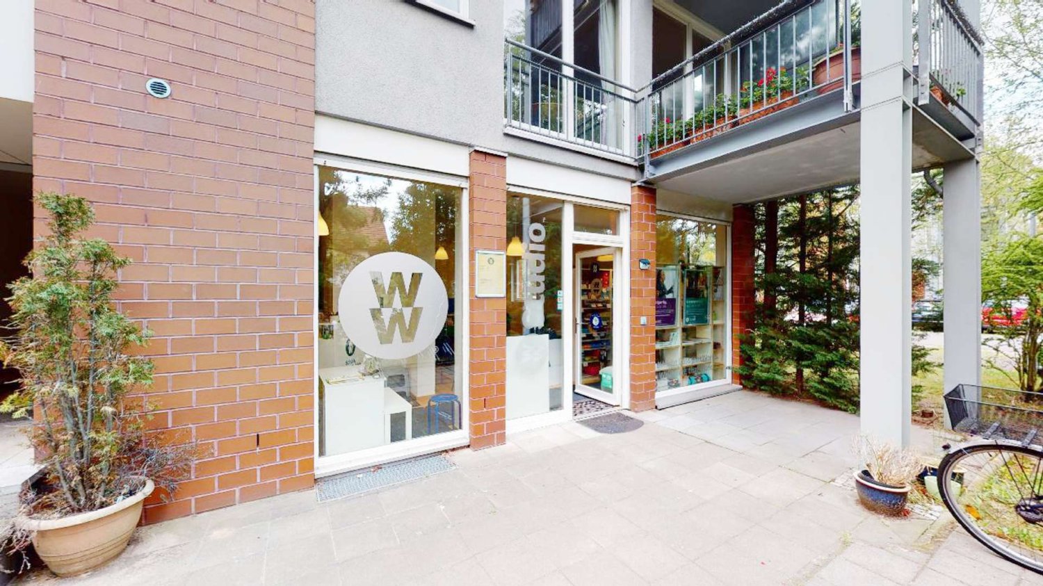 Propiedad comercial de 1 habitación en Brandenburg, Germany No. 42906