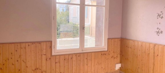 Квартира с 2 спальнями в Тулон, Франция № 330099 5