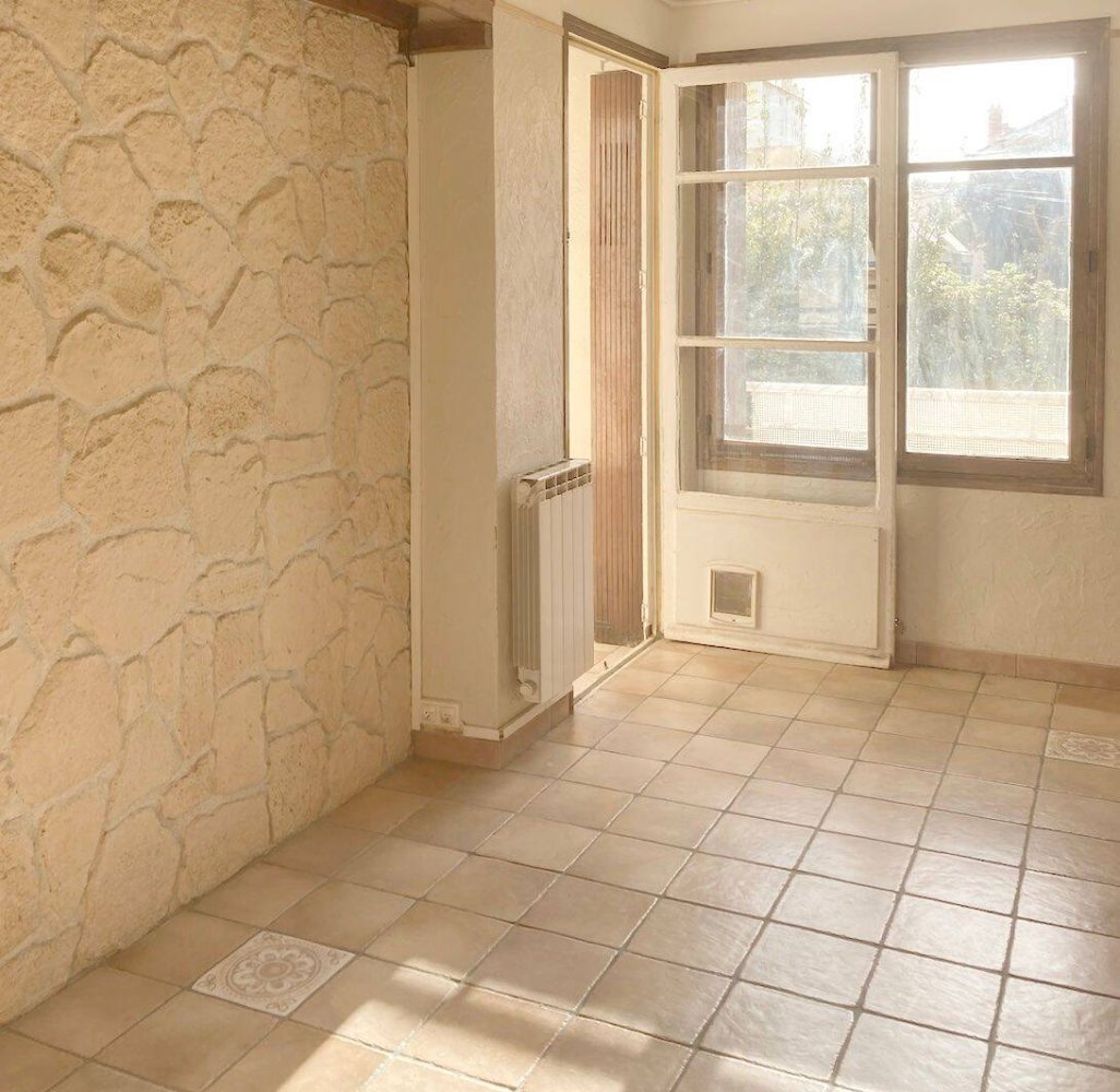 Квартира с 2 спальнями в Тулон, Франция № 330099