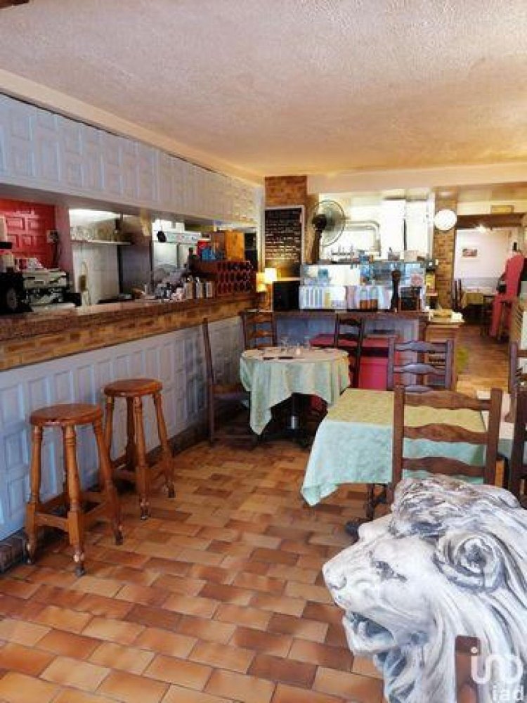 Fábrica em Chaville, France 100 m² N.º 19588