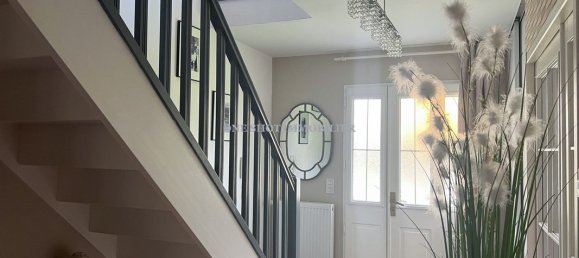 5 bedrooms House in Saint-Jean-de-Braye, France No. 330018 2