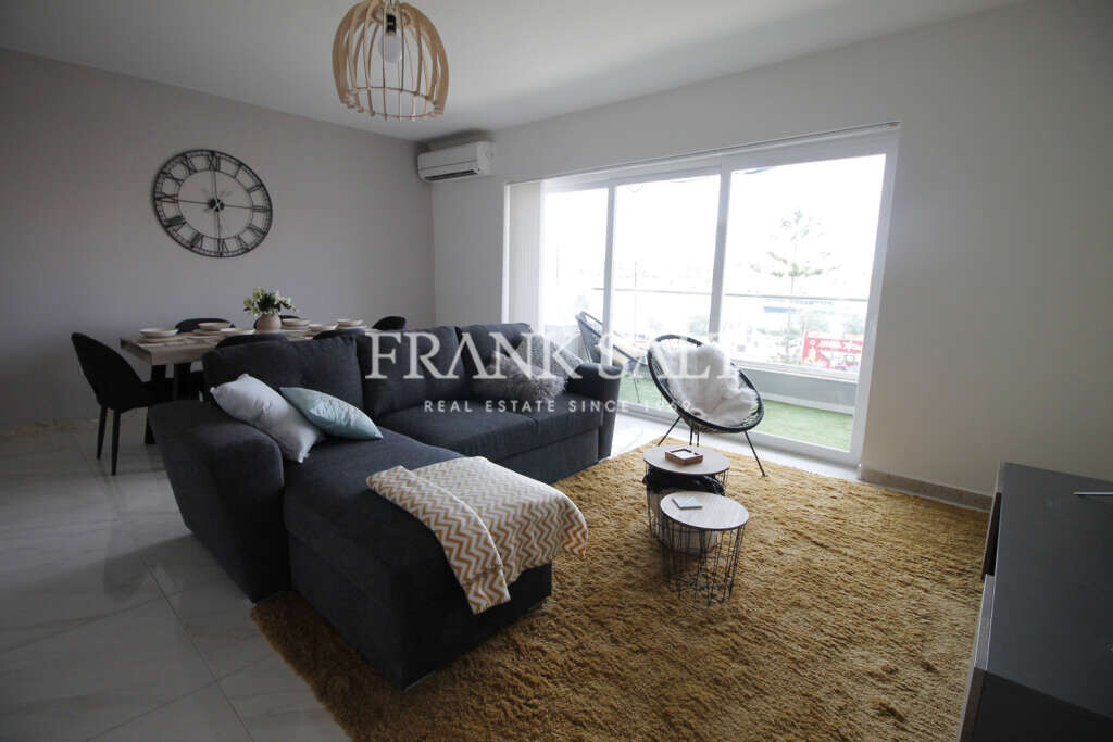 3 bedrooms Apartment in Sliema, Malta No. 9565