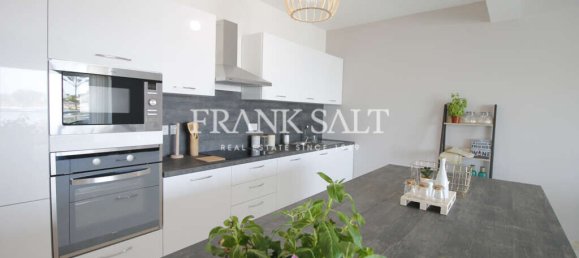 3 bedrooms Apartment in Sliema, Malta No. 9565 3